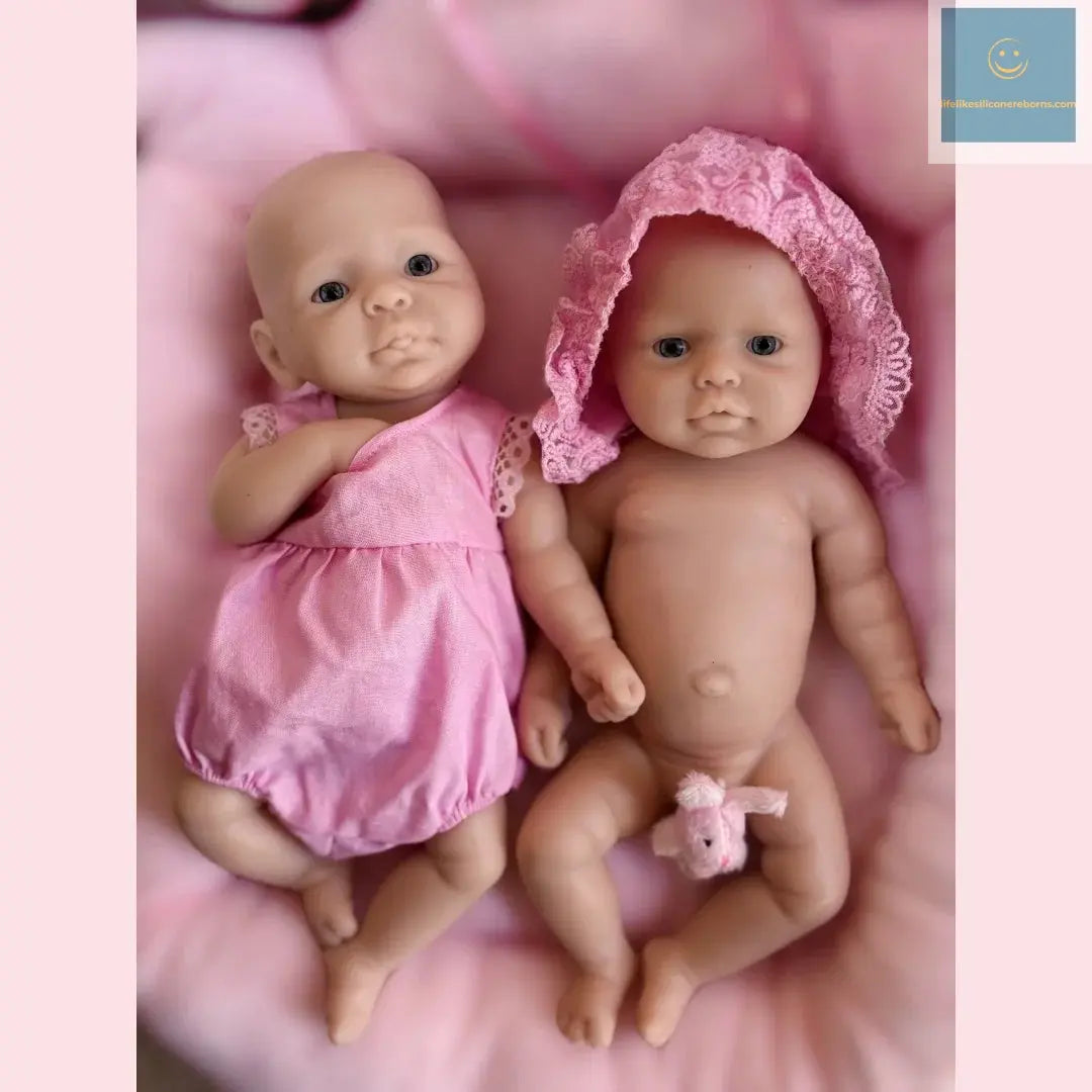10Inch /2 Styles Washable Unpainted Open Eyes Solid Silicone Girls Doll Soft Touch Feeling Lifelike Realistic Bebe Reborn lifelikesiliconereborns.com