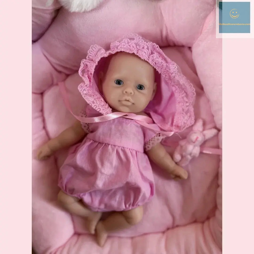 10Inch /2 Styles Washable Unpainted Open Eyes Solid Silicone Girls Doll Soft Touch Feeling Lifelike Realistic Bebe Reborn lifelikesiliconereborns.com