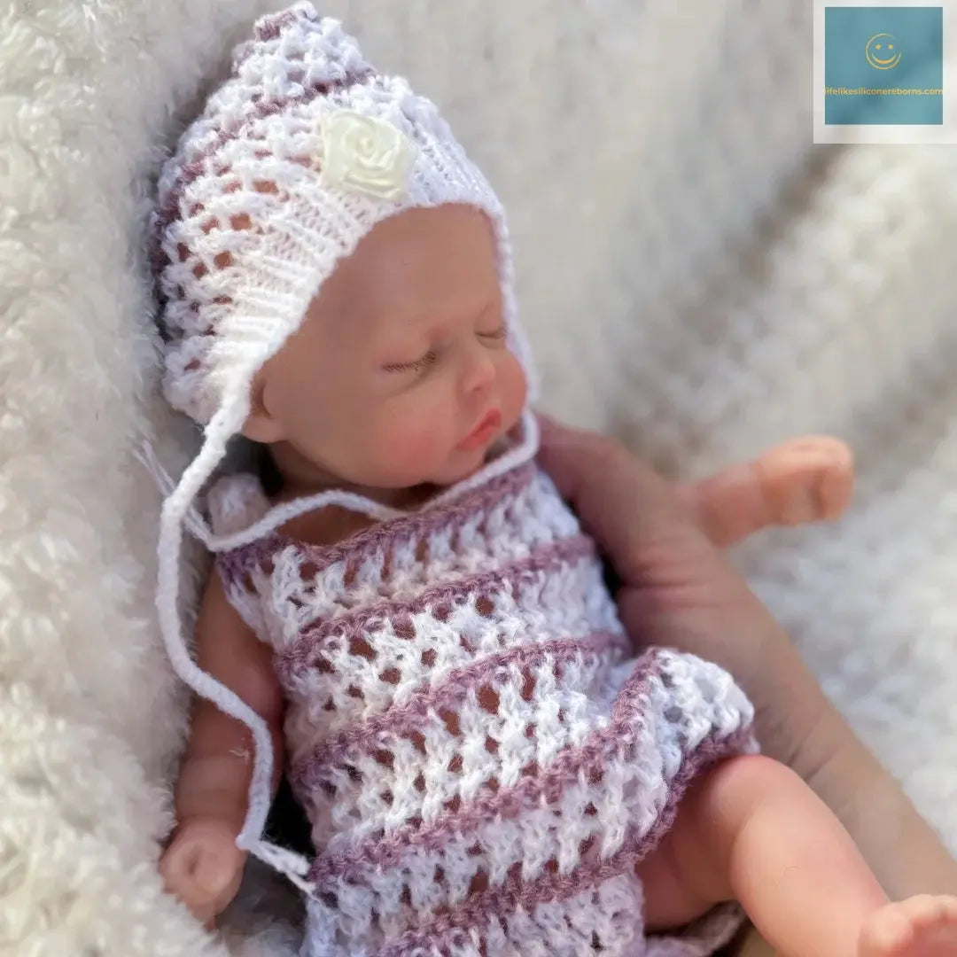 10Inch Sleeping Silicone bébé reborn Girl Doll With Painted Skin Full Body Silicone Lifelike Reborn Dolls lifelikesiliconereborns.com
