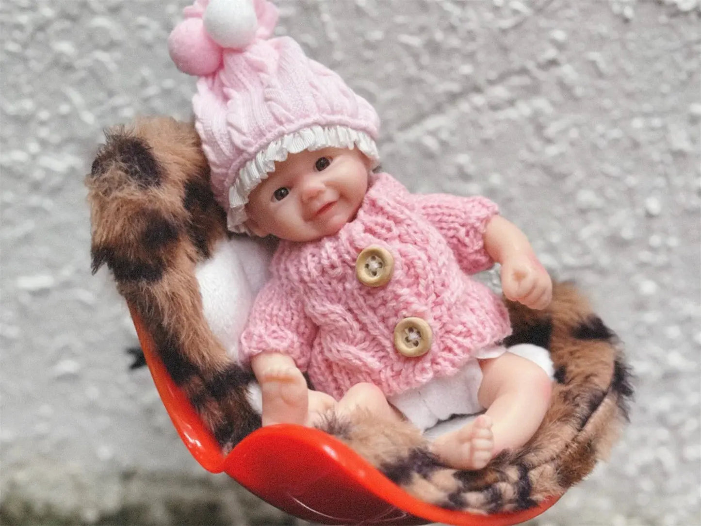 15cm Can Washable Mini Vivienne Solid Silicone Bebe Reborn Girl Doll WIth Painted Skin Soft Touch Lifelike Cute Reborn Dolls lifelikesiliconereborns.com