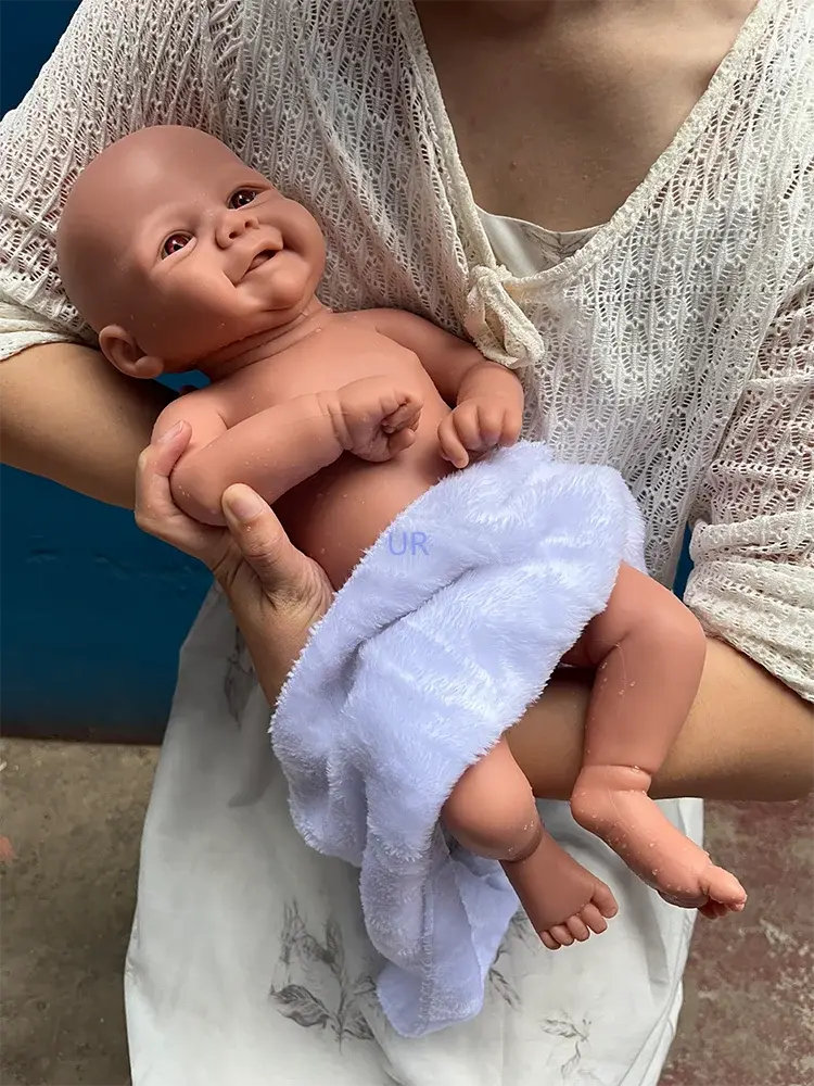 17 Inch Silicone Body Reborn Baby Doll Waterproof Hand-Made 3D Mould Beautiful Smile Girl Toy For Children Festival Gift Cute lifelikesiliconereborns.com
