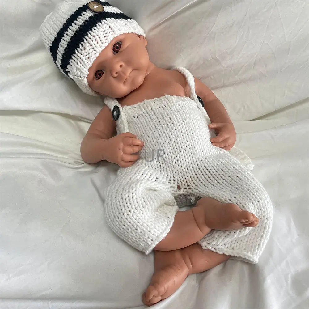 19Inch Realistic Silicone Reborn Baby Girl Bettie Lifelike Skin Poseable Limbs Doll for Doll Enthusiasts Collectibles lifelikesiliconereborns.com
