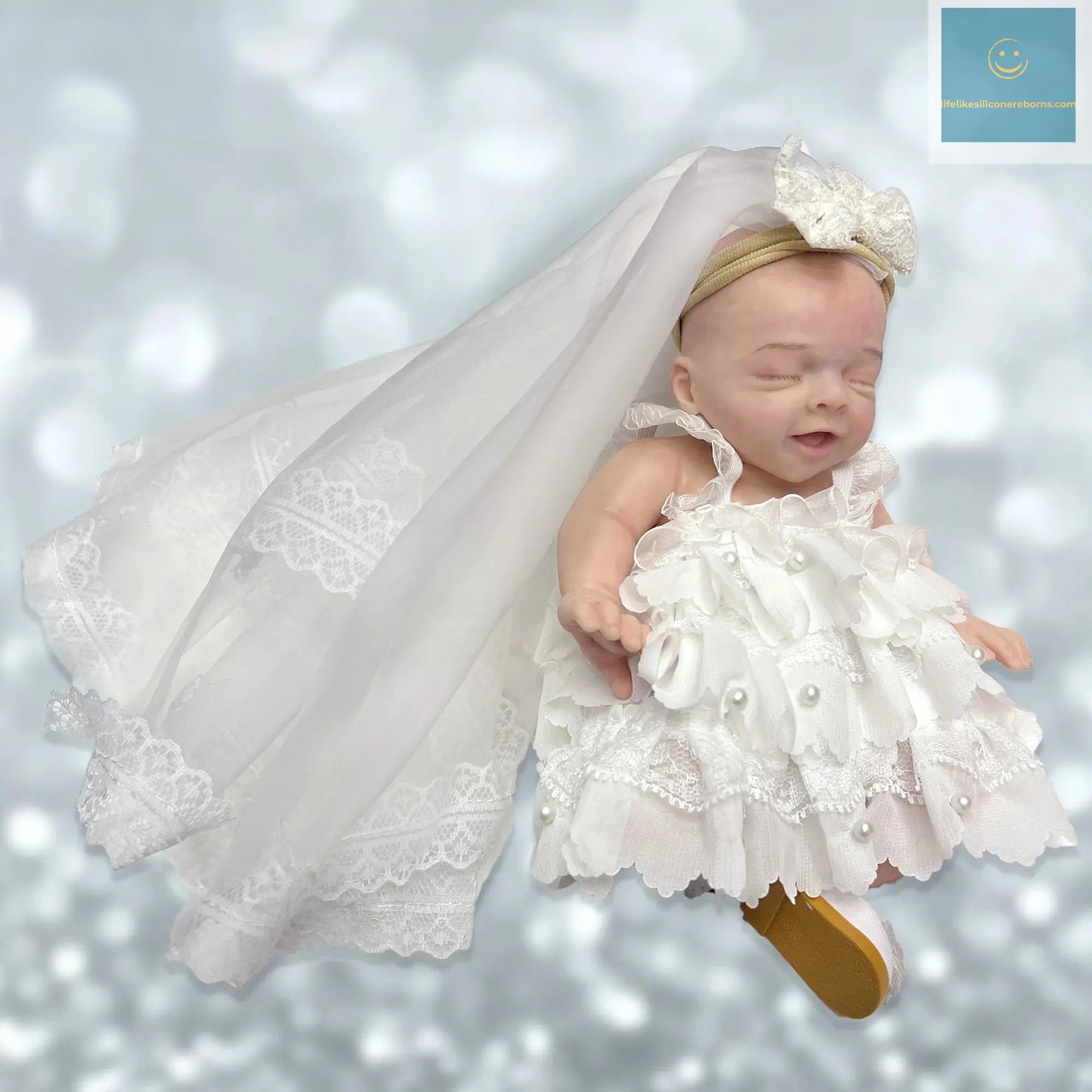 25cm Soft Solid Silicone Salia Bebe Reborn Girl With Princess Outfits Handmade Painted Lifelike Muñecas Reborn Corpo De Silicone lifelikesiliconereborns.com