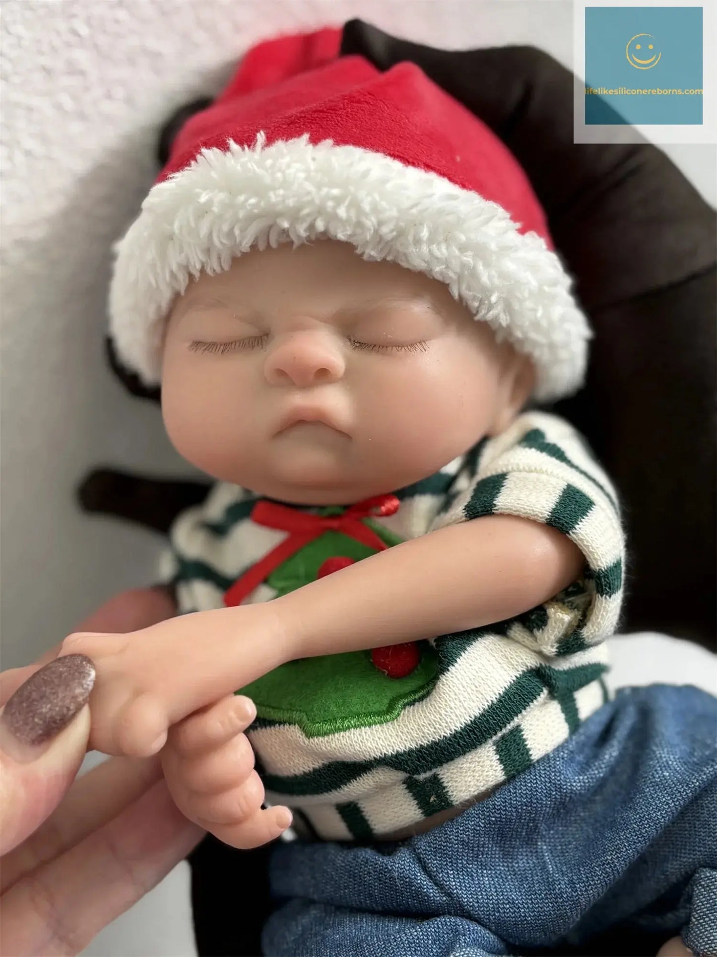 28cm Close Eyes Washable Full Body Silicone Reborn Boy Doll With Eyelashes 3D Paint Skin Soft Lifelike Realistic Bebe Reborn lifelikesiliconereborns.com