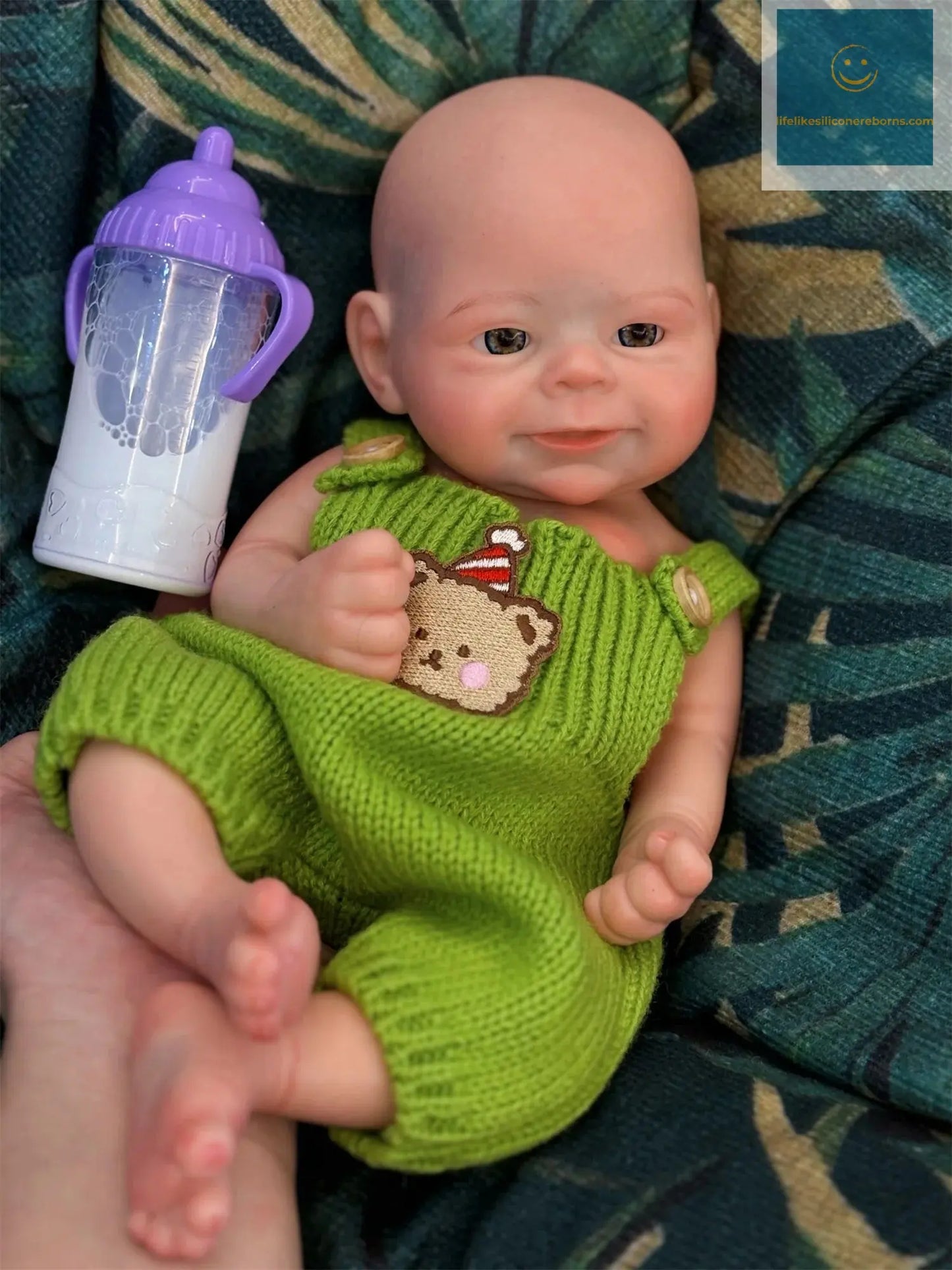 33cm Can Open Mouth Solid Bebe Reborn Girl/Boy With 3D Painted Skin Handmade Soft Touch Lifelike Realistic Newborn Doll lifelikesiliconereborns.com