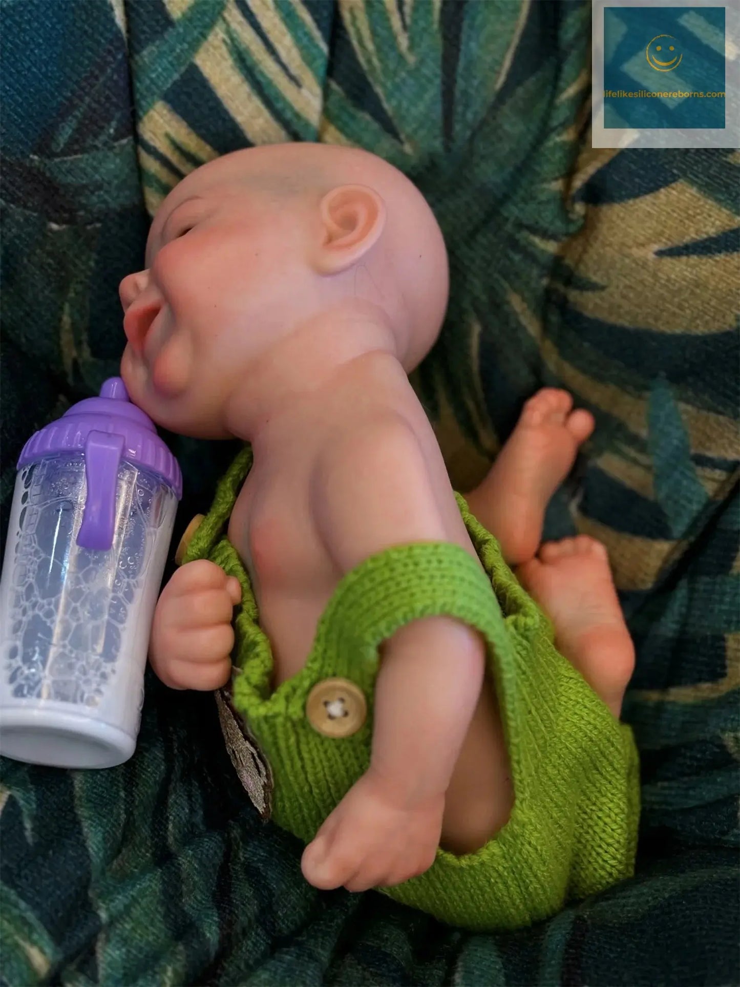 33cm Can Open Mouth Solid Bebe Reborn Girl/Boy With 3D Painted Skin Handmade Soft Touch Lifelike Realistic Newborn Doll lifelikesiliconereborns.com