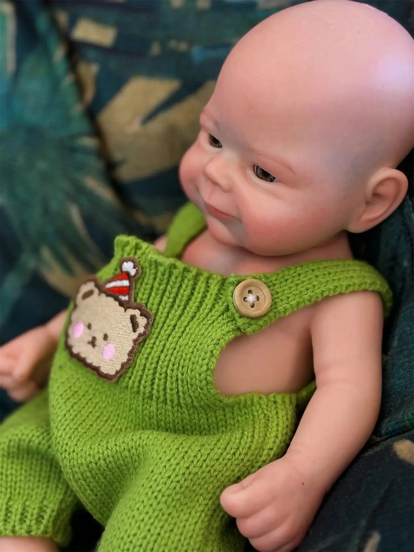 33cm Open Mouth Whole Body Silicone Bebe Reborn Boy and Girl 3D Painted Skin Soft Touch Lifelike Newborn Baby Dolls lifelikesiliconereborns.com