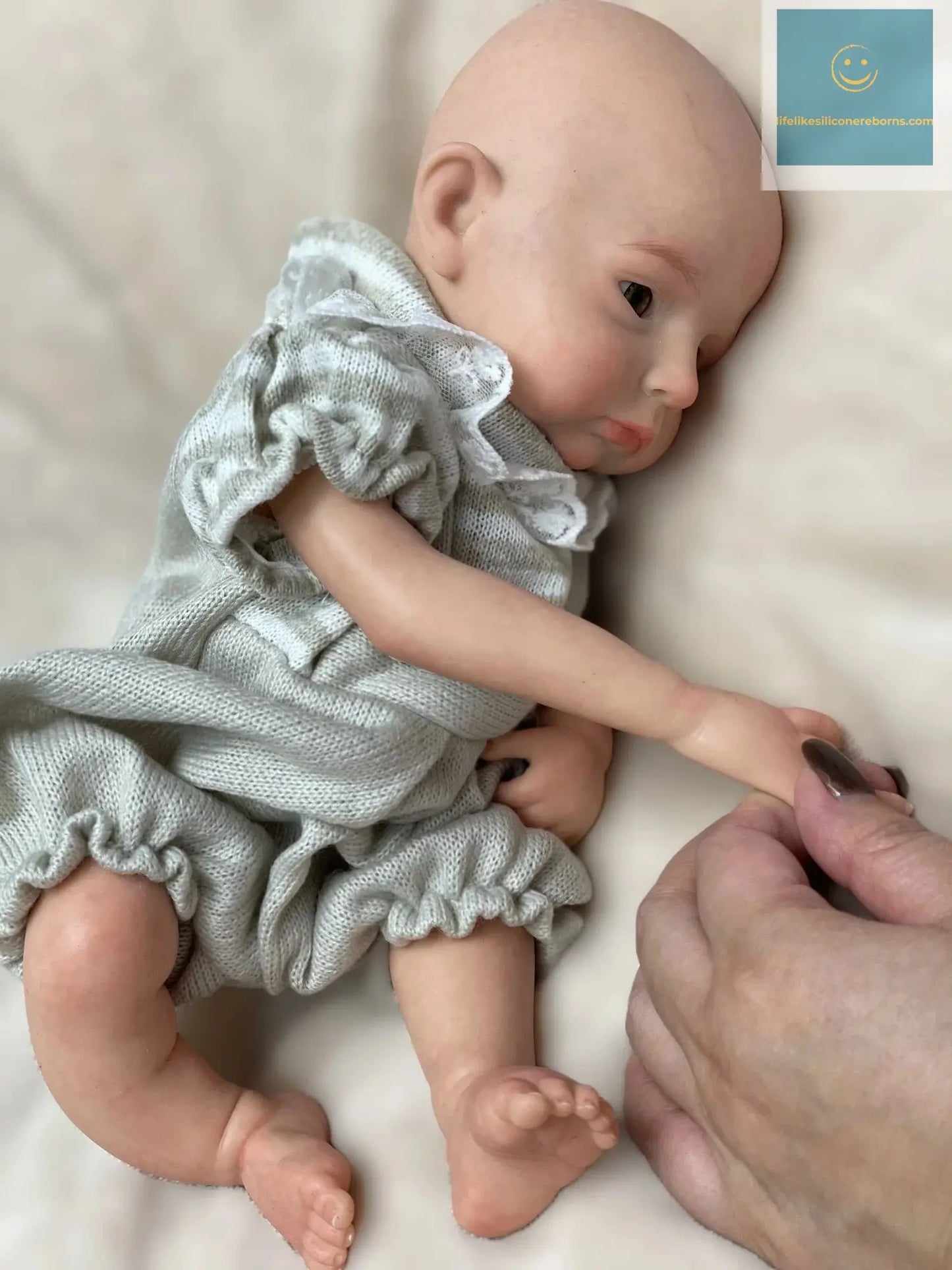 33cm Painted Cameron Solid Silicone Bebe Reborn Girl With Outfits Washable Lifelike Reborn Baby Girl Handmade Newborn Dolls Gift lifelikesiliconereborns.com