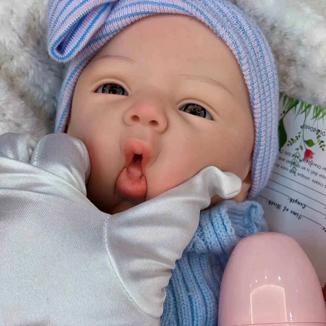 45cm Can Open Mouth & Washable Silicone Bebe Reborn Girl With Painted Skin Soft Touch Feeling Lifelike bebe reborn de silicona lifelikesiliconereborns.com