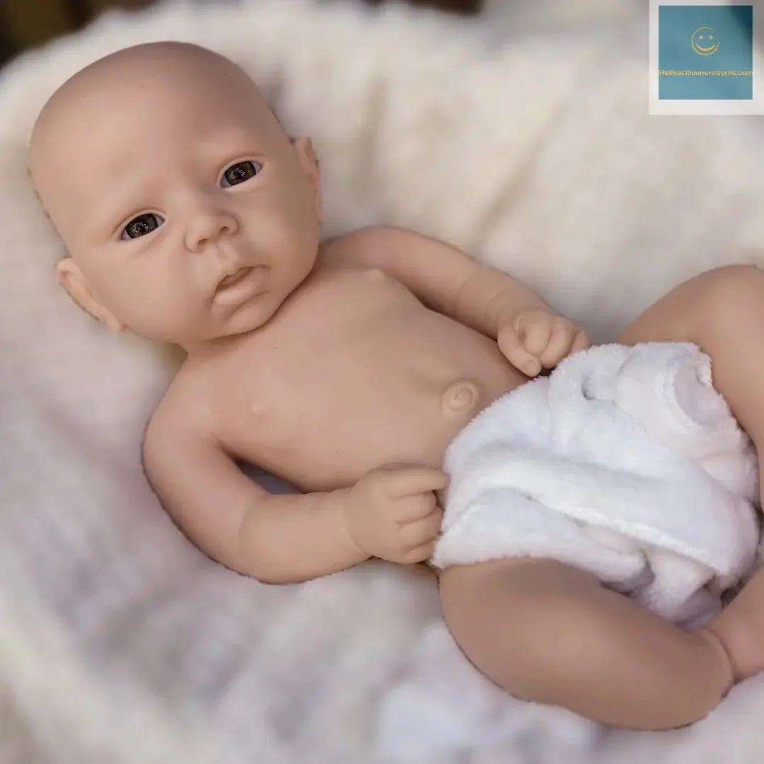 45cm Can Open Mouth & Washable Silicone Bebe Reborn Girl With Painted Skin Soft Touch Feeling Lifelike bebe reborn de silicona lifelikesiliconereborns.com