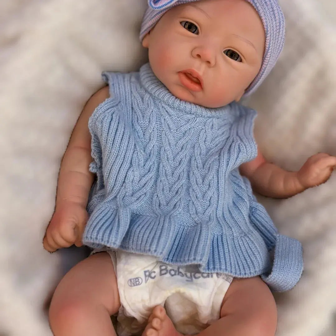 45cm Can Open Mouth & Washable Silicone Bebe Reborn Girl With Painted Skin Soft Touch Feeling Lifelike bebe reborn de silicona lifelikesiliconereborns.com
