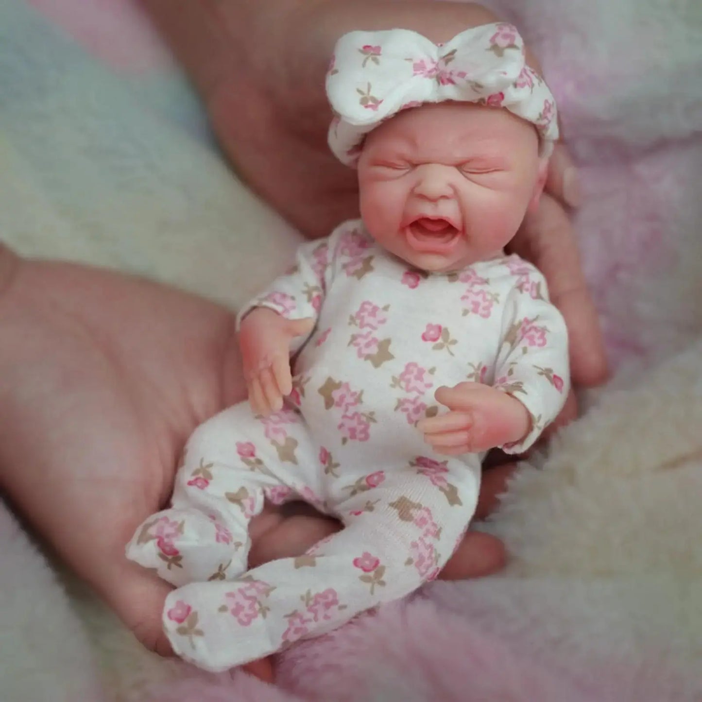 7 inch Cuddly Mini Silicone Reborn Doll,Body Soft Silicone Lifelike Reborn Baby, Halloween/Thanksgiving Day/Christmas Gift lifelikesiliconereborns.com