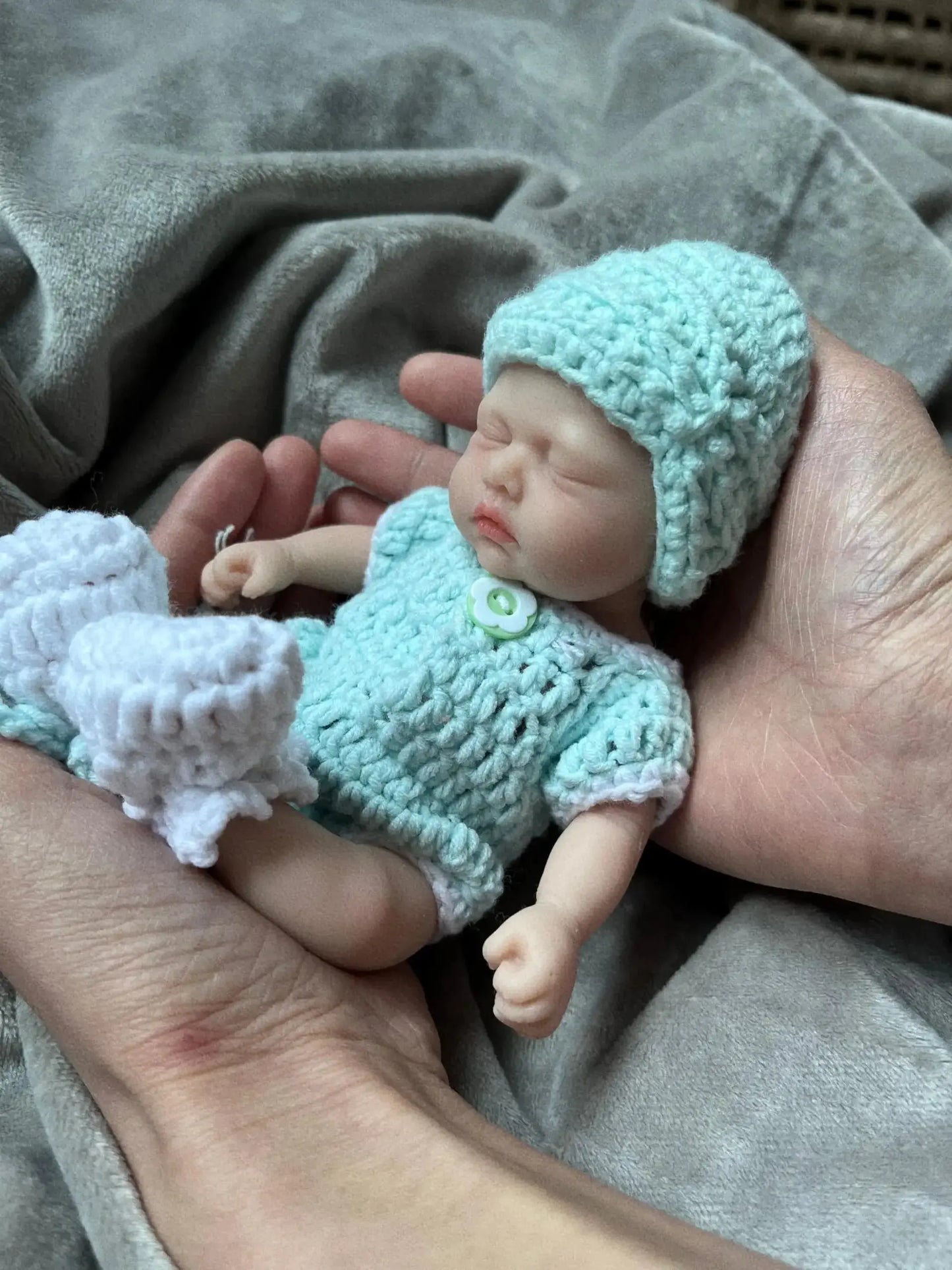 7 inch Miniature Babies Sleeping Girl Full Silicone Dolls with Feeding Accessory For Kids Christmas Gift lifelikesiliconereborns.com