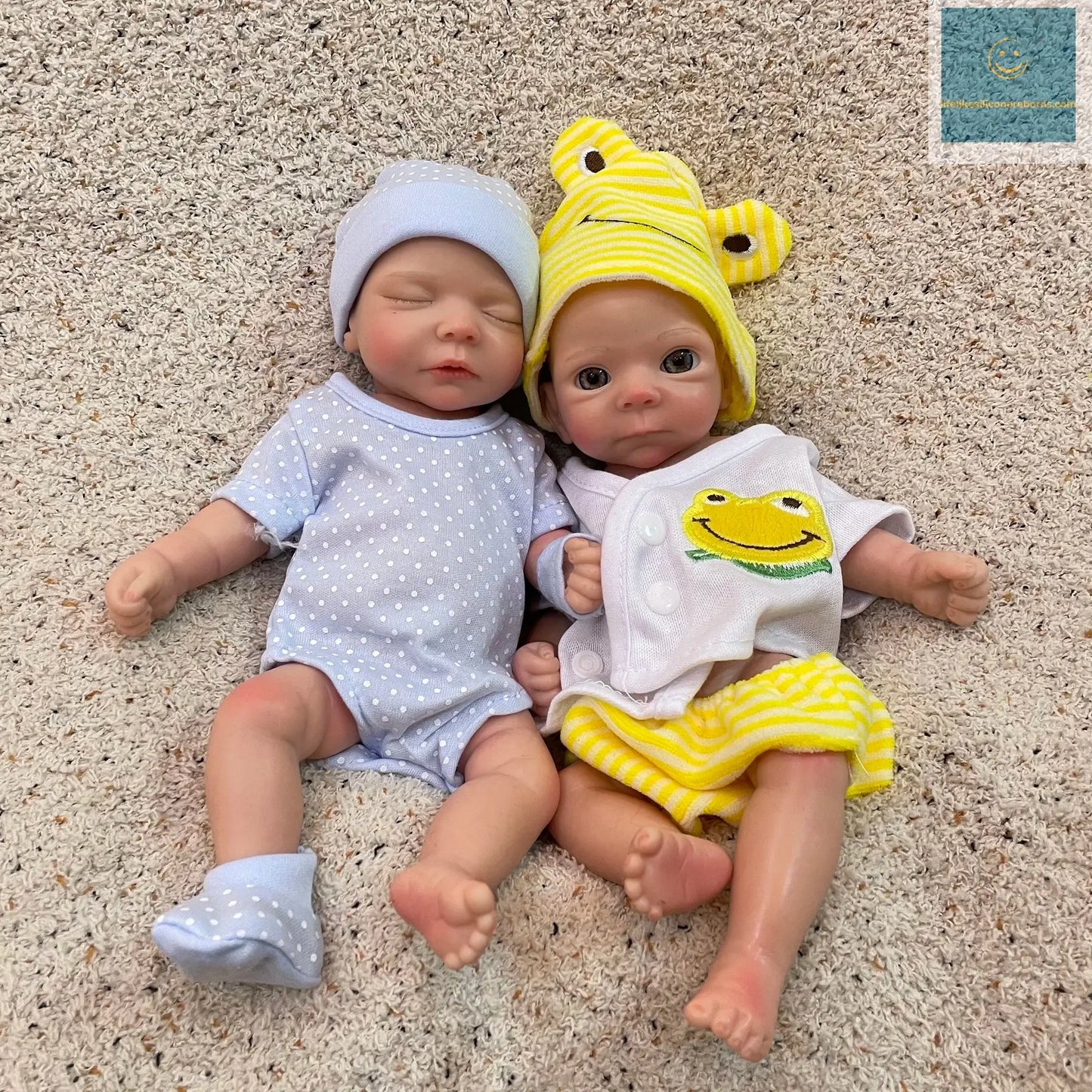 8styles/26cm Open and Close Eyes Cute Soft Full Body Solid Silicone Girl 3D Painted Skin Lifelike Real Corpo De Silicone Doll lifelikesiliconereborns.com