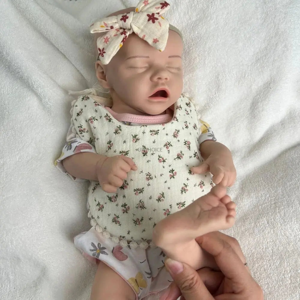Full Body Soft Lifelike 18Inch Silicone Reborn Baby Girl Realistic 3D Skin Washable Dolls For Kids Toy Role-Playing Collection lifelikesiliconereborns.com