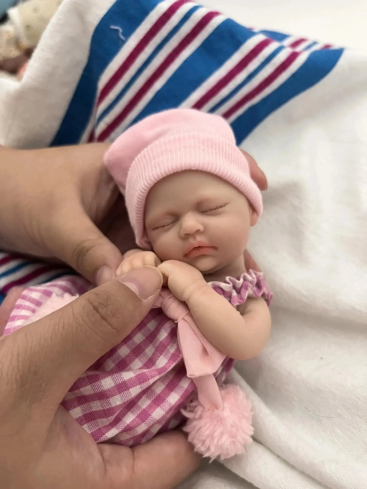 Miniature Babies 7" Full Body Silicone Baby Reborn Doll Lifelike Sleeping Closed Eyes Baby Girl for Kids Birthday Christmas Gift lifelikesiliconereborns.com