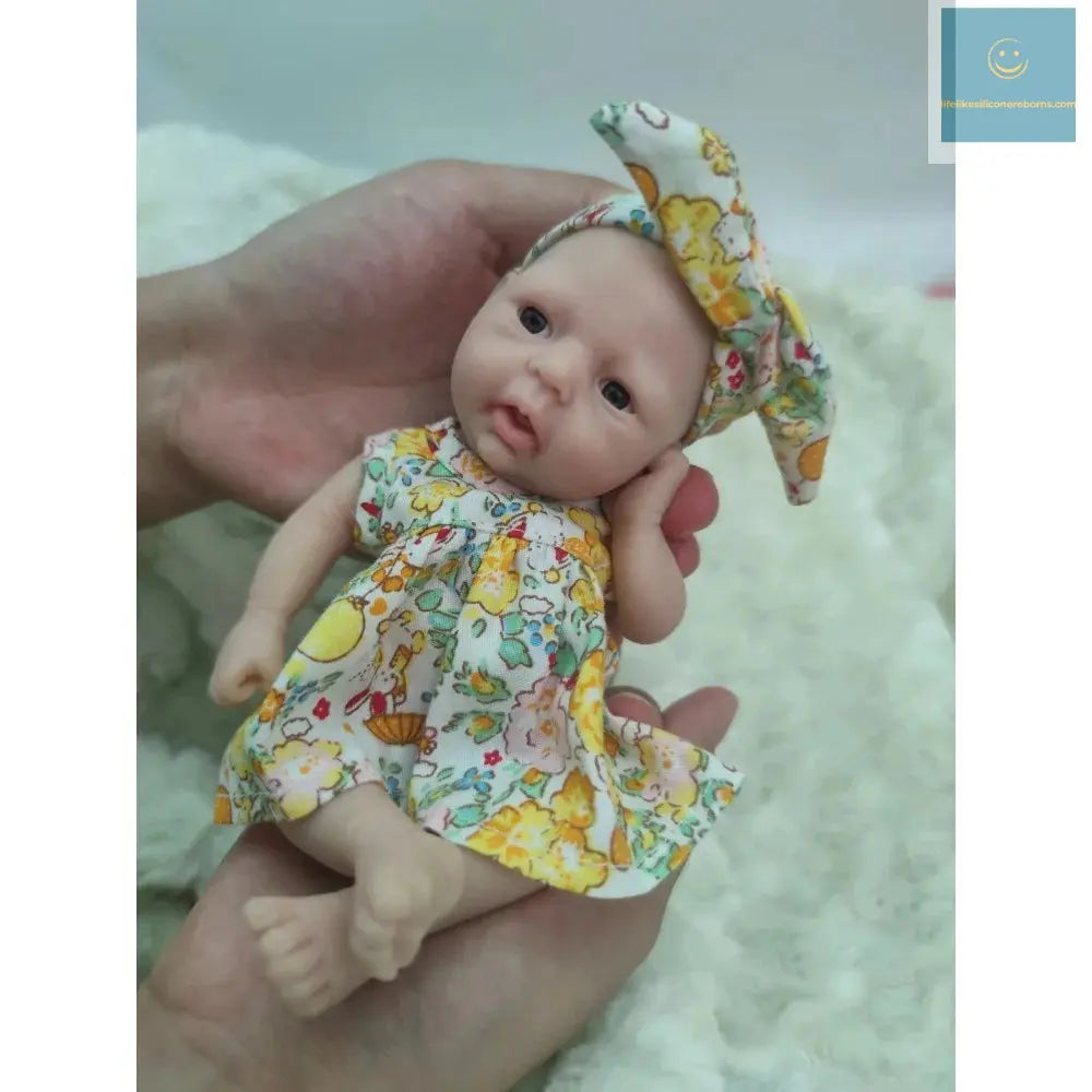 Reborn Baby Dolls 7 Inch Hand Made Girl Silicone Doll Mini Realistic Baby Dolls Silicone Full Body for Kids Christmas Gift lifelikesiliconereborns.com