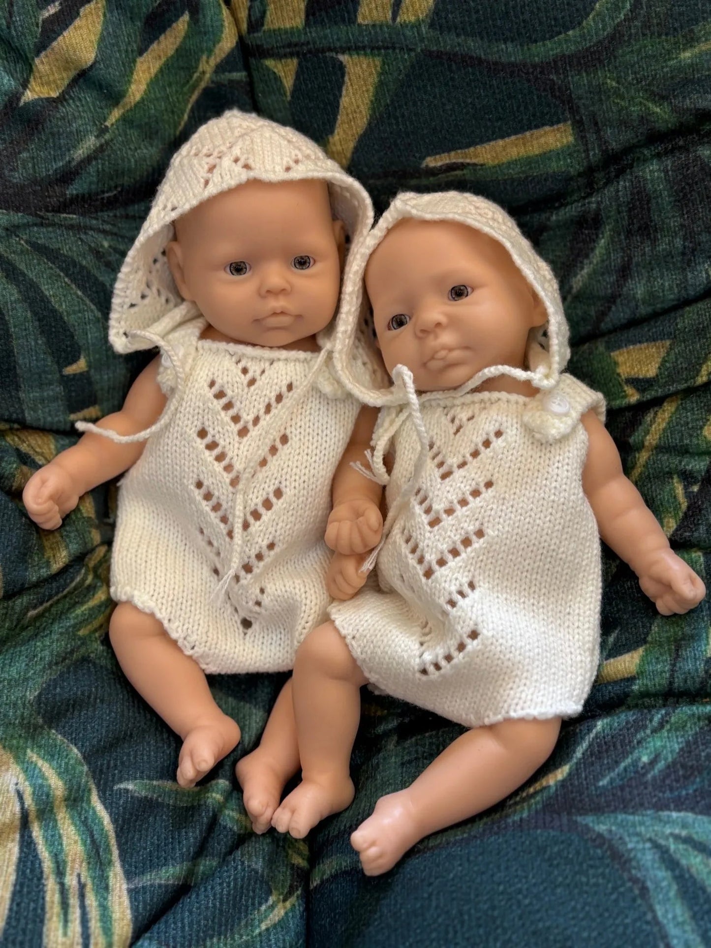 10Inch Silicone Girls Whole Body Soft Solid Silicone Reborn Baby Dolls Handmade Painted Newborn Baby Dolls Toys For Kids Gifts lifelikesiliconereborns.com