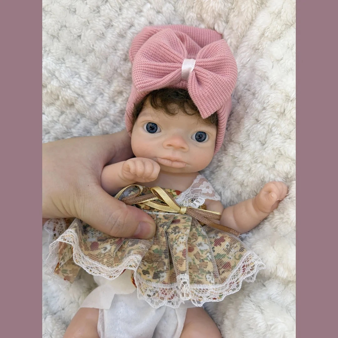 10Inch Washable Open Eyes Lanny Full Body Silicone Bebe Reborn Girl Doll With Rooted Hair Lifelike Realistic Newborn Doll lifelikesiliconereborns.com