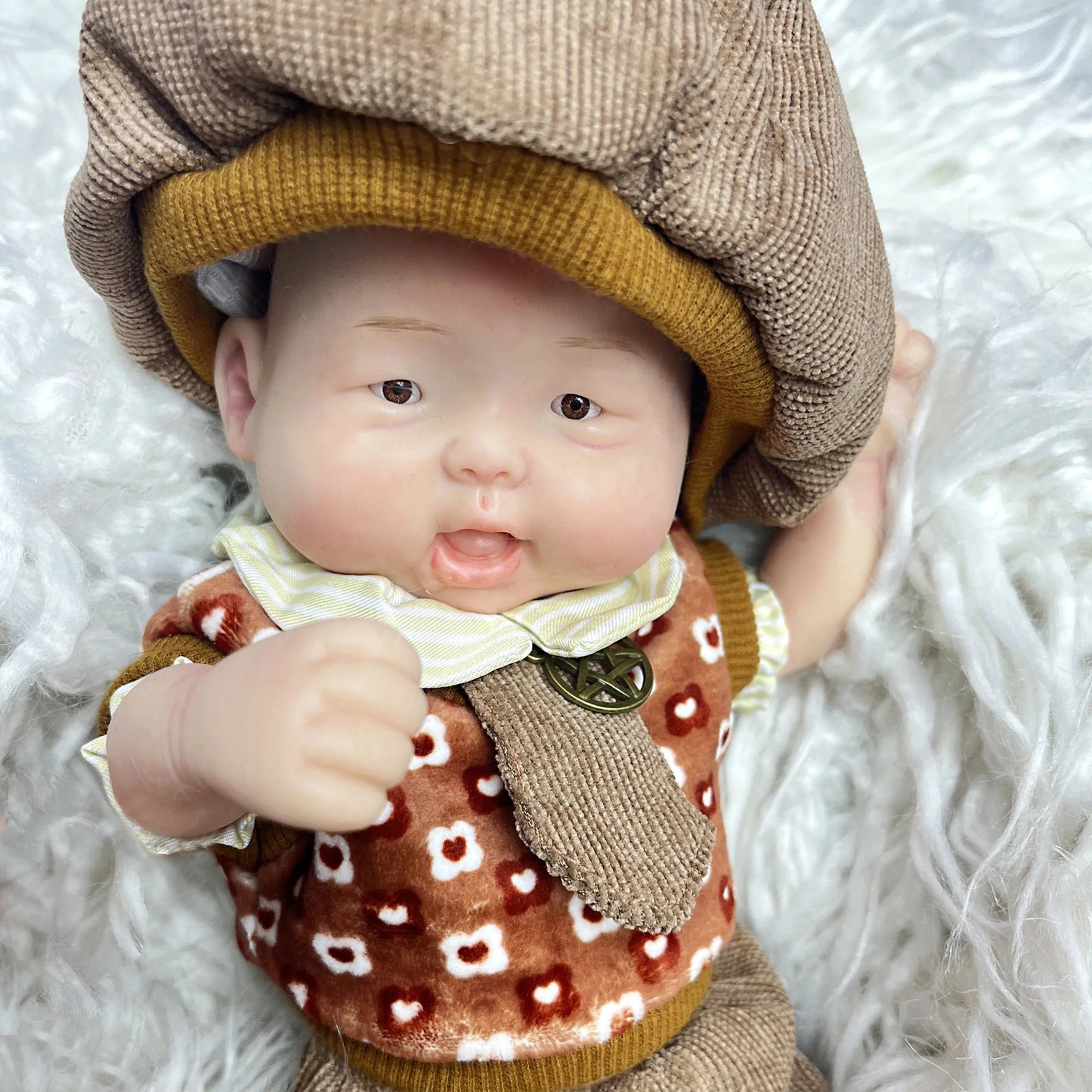 26cm Lifelike Silicone Bebe Reborn Boy Soft Newborn Doll bebes reborn de silicone real bebé reborn de silicona cuerpo entero lifelikesiliconereborns.com