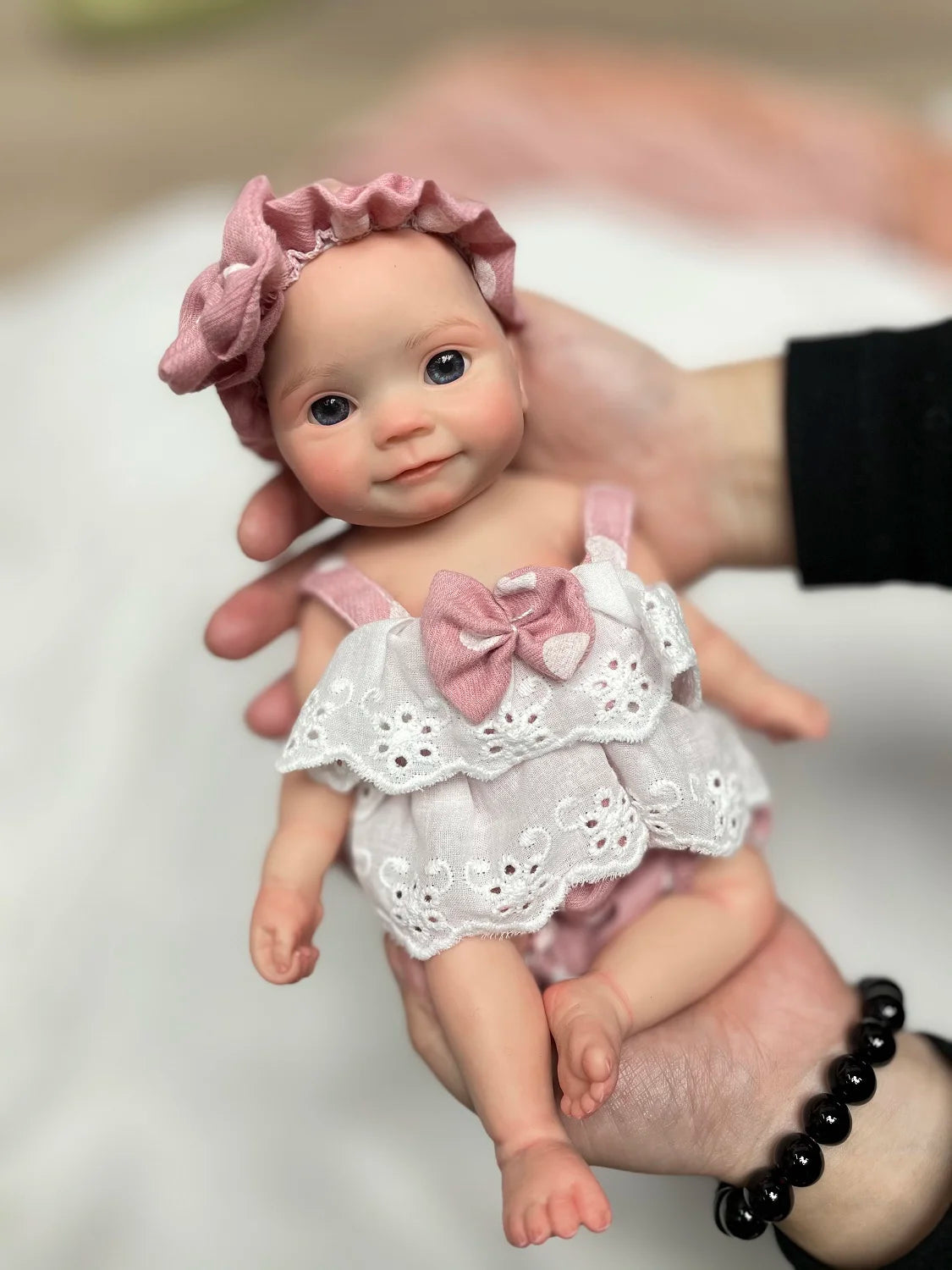 26cm Cute Maddie Waterproof Reborn Baby Girl With Full Body Silicone Handmade Painted Skin Bebe Reborn reales para niñas lifelikesiliconereborns.com