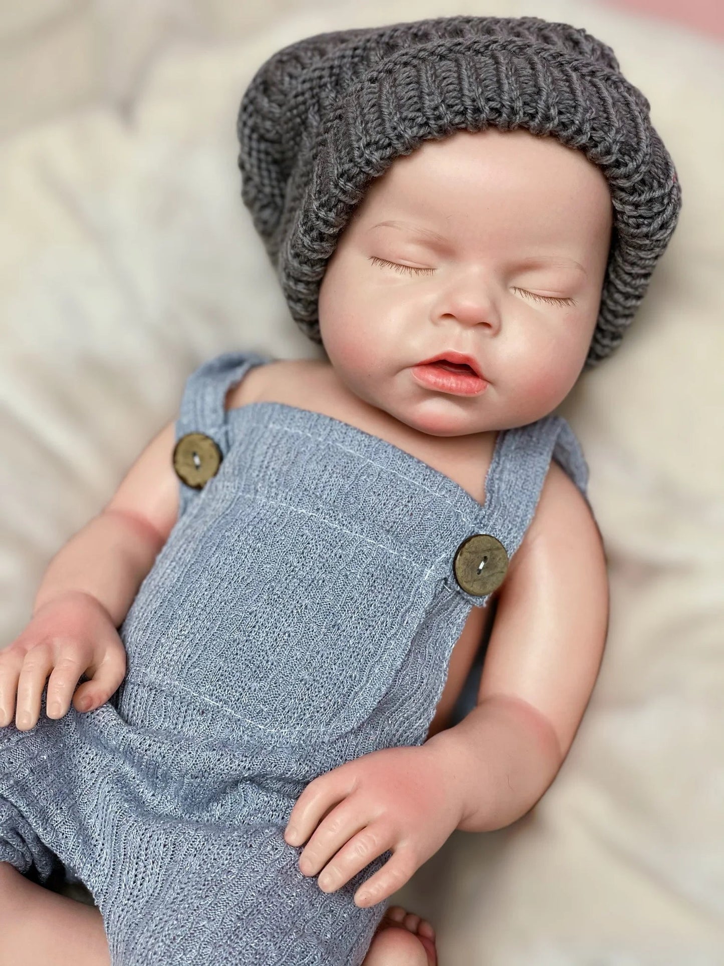 50cm Waterproof Solid Silicone Bebe Reborn Girl/Boy With 3D Painted Skin Can Pee/Drink Milk Handmade Lifelike Reborn Baby Doll lifelikesiliconereborns.com