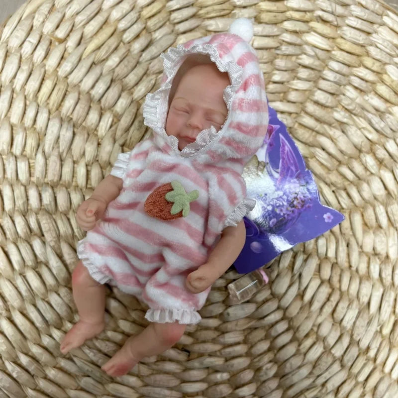 15CM Painted Full Body Solid Silicone Reborn Mini Palm Bebe Dolls Handmade Cute Girl Reborn Silicone Dolls реборн мальчик lifelikesiliconereborns.com