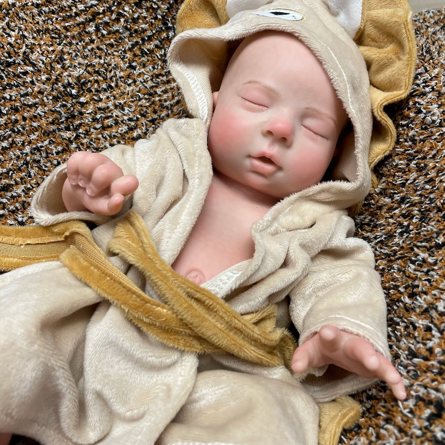 13Inch All Silicone Girls Bebe Reborn Painted Full Body Solid Silicone Reborn Dolls For Kids Gifts De Muñecas Silicona Boneca lifelikesiliconereborns.com