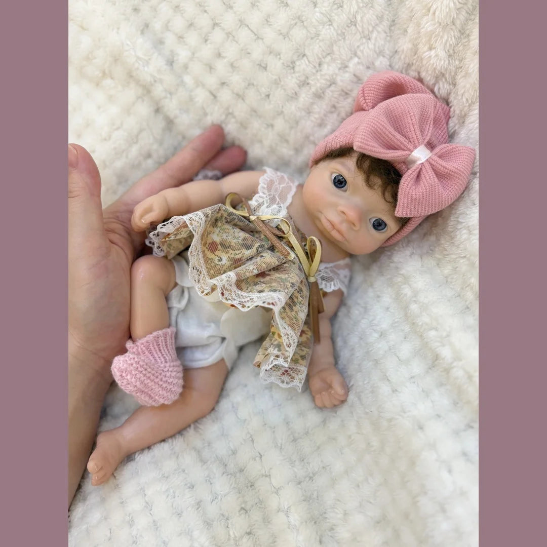 10Inch Washable Open Eyes Lanny Full Body Silicone Bebe Reborn Girl Doll With Rooted Hair Lifelike Realistic Newborn Doll lifelikesiliconereborns.com