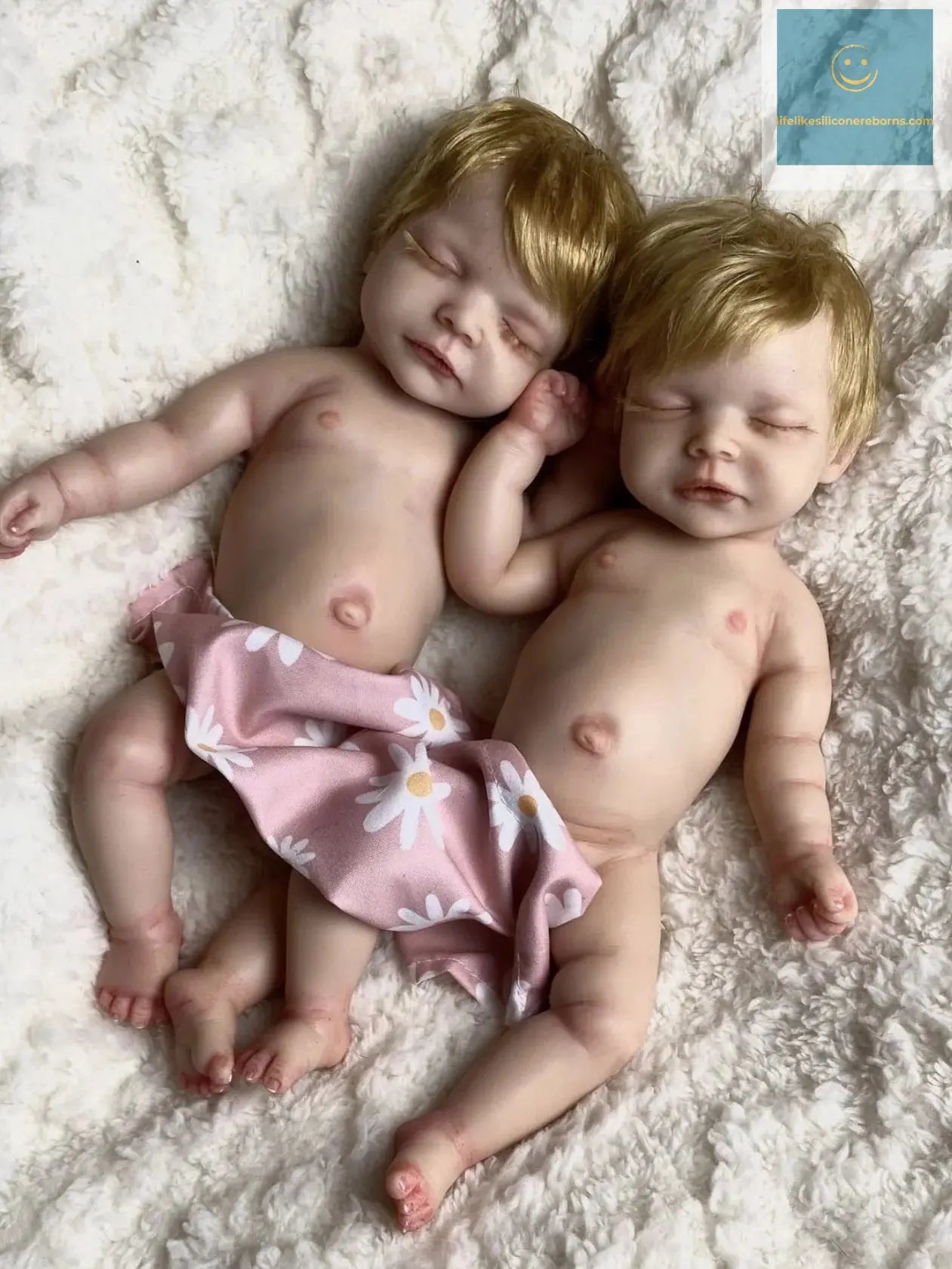 1 PC 10inch Cuddly Full Solid Soft Silicone Reborn Bebe  Doll Waterproof Newborn Baby Girl Lifelike Painted Realistic Doll Toy - lifelikesiliconereborns.com