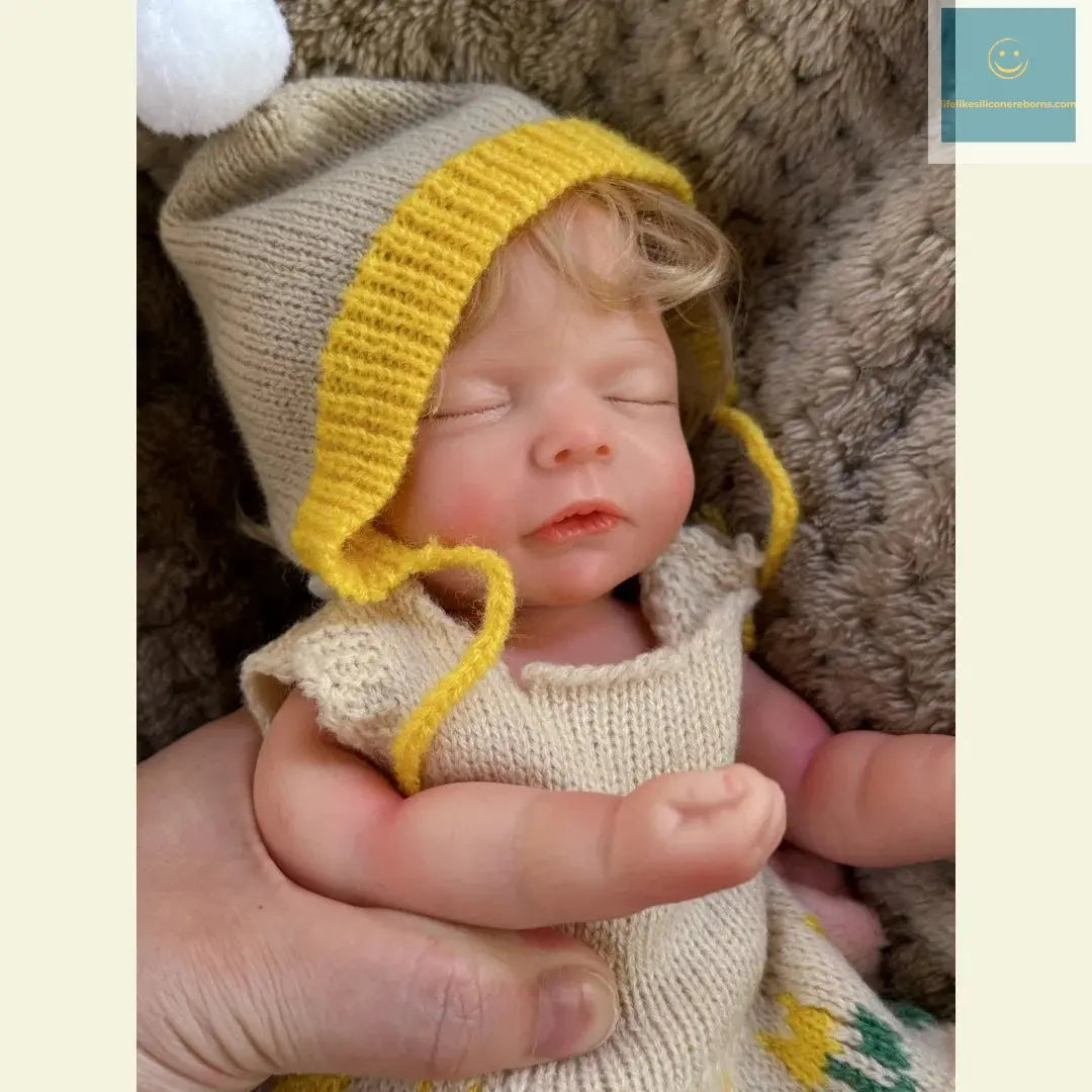 10Inch Can Open Mouth Full Body Silicone Reborn Girl Doll With Handmade Rooted Hair Lifelike Newborn Doll With Sweather Cloth lifelikesiliconereborns.com