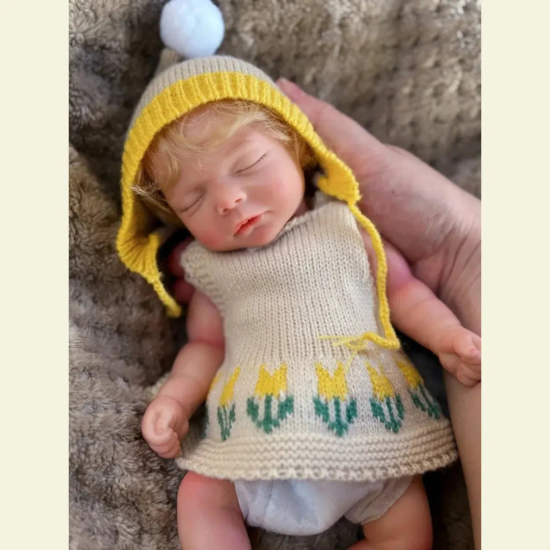 10Inch Can Open Mouth Full Body Silicone Reborn Girl Doll With Handmade Rooted Hair Lifelike Newborn Doll With Sweather Cloth lifelikesiliconereborns.com