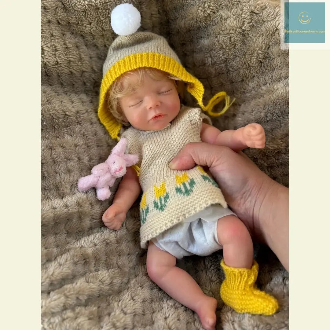10Inch Can Open Mouth Full Body Silicone Reborn Girl Doll With Handmade Rooted Hair Lifelike Newborn Doll With Sweather Cloth lifelikesiliconereborns.com