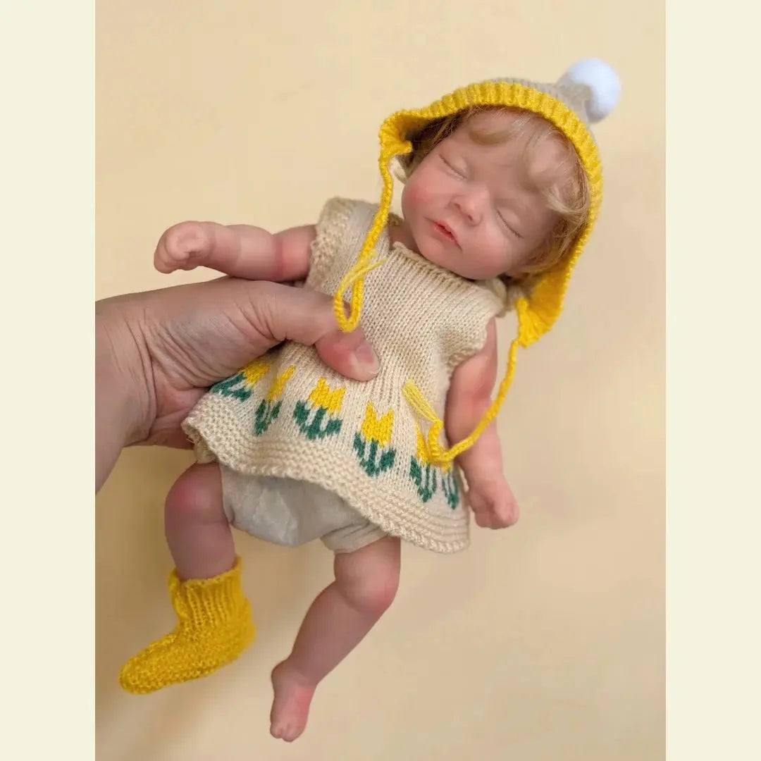 10Inch Can Open Mouth Full Body Silicone Reborn Girl Doll With Handmade Rooted Hair Lifelike Newborn Doll With Sweather Cloth lifelikesiliconereborns.com