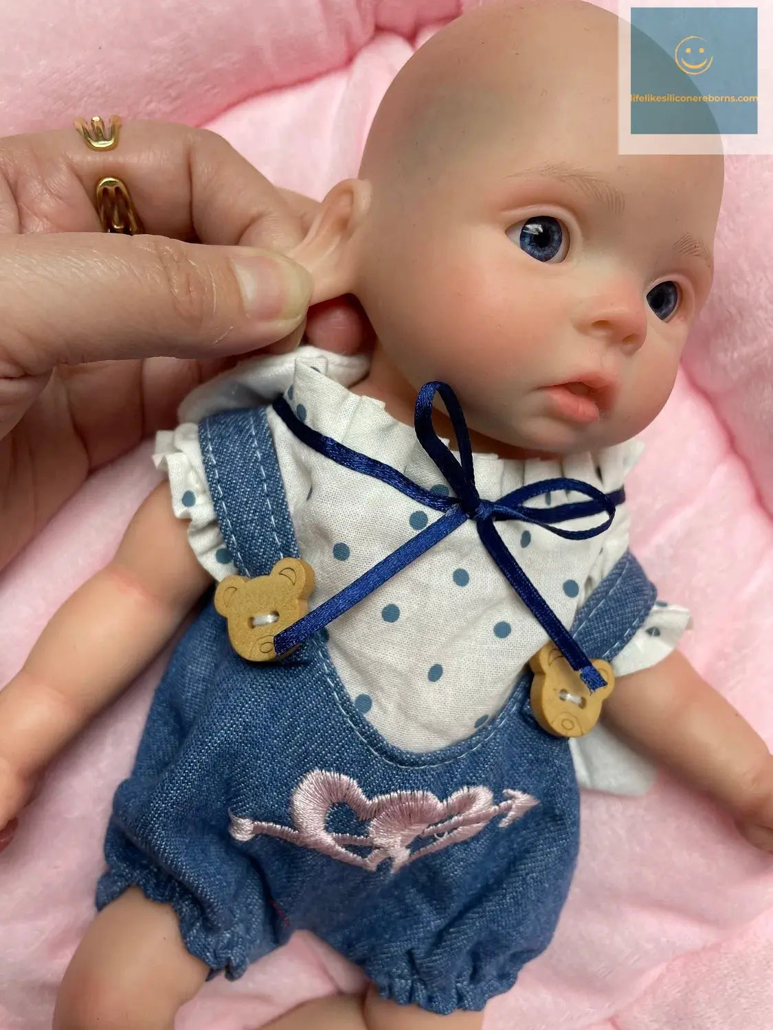11 Styles/ 26cm Waterproof Close/Open Solid Silicone Girls With 3D Painted Skin Lifelike Real Corpo De Silicone Doll lifelikesiliconereborns.com