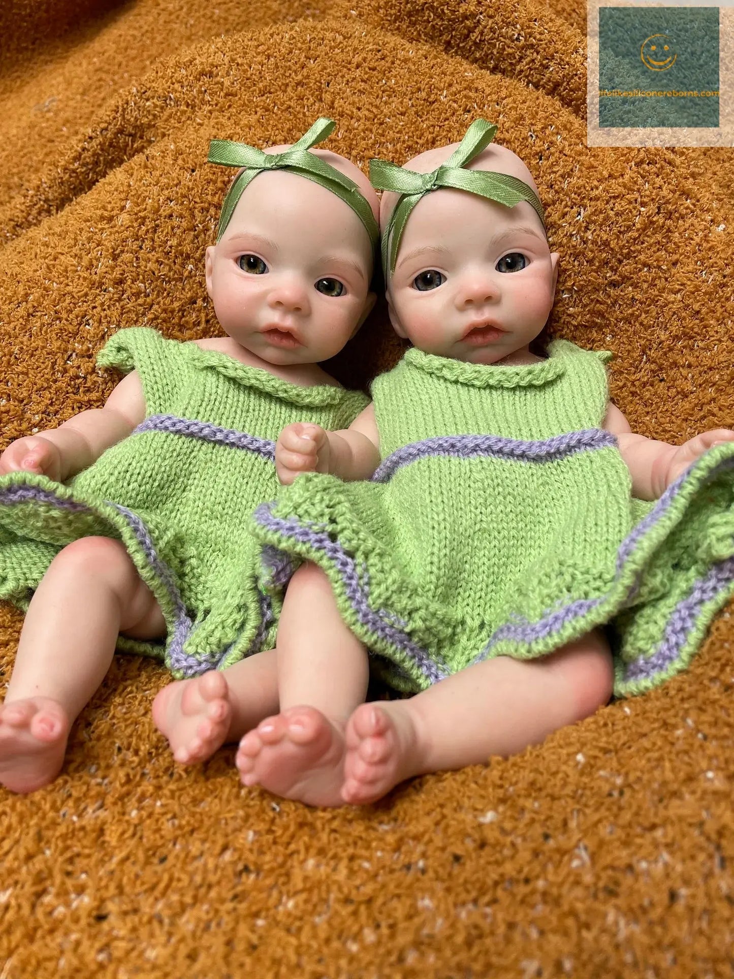 11 Styles/ 26cm Waterproof Close/Open Solid Silicone Girls With 3D Painted Skin Lifelike Real Corpo De Silicone Doll lifelikesiliconereborns.com