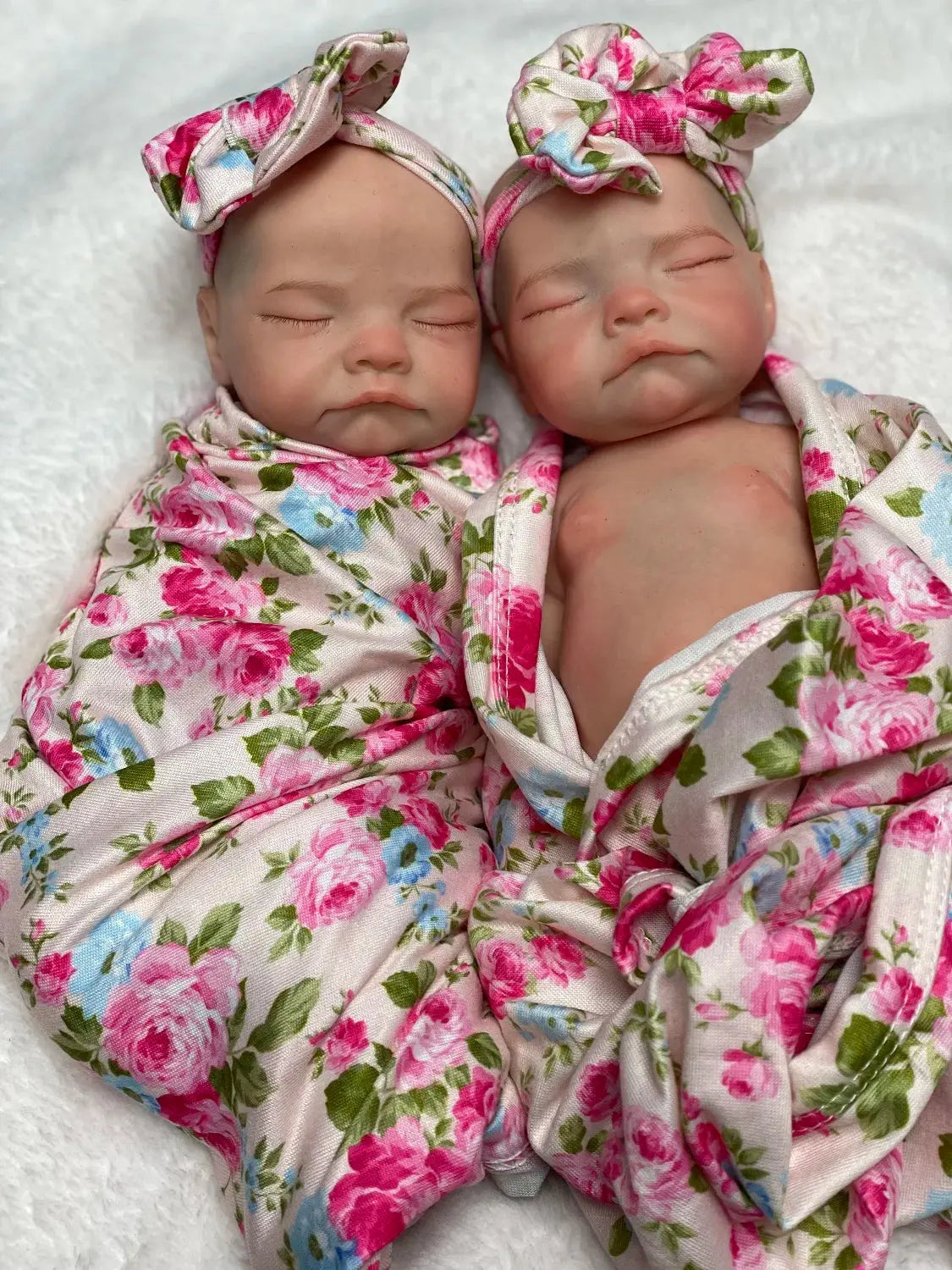 11 Styles/ 26cm Waterproof Close/Open Solid Silicone Girls With 3D Painted Skin Lifelike Real Corpo De Silicone Doll lifelikesiliconereborns.com