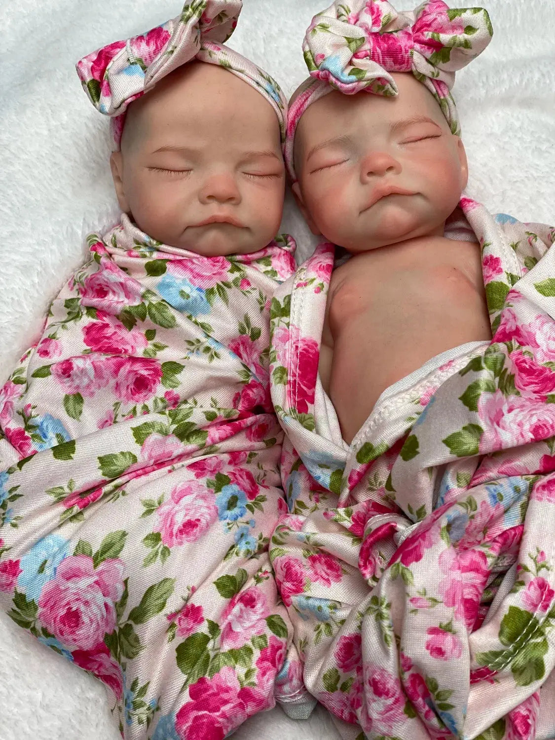 11 Styles/ 26cm Waterproof Close/Open Solid Silicone Girls With 3D Painted Skin Lifelike Real Corpo De Silicone Doll lifelikesiliconereborns.com