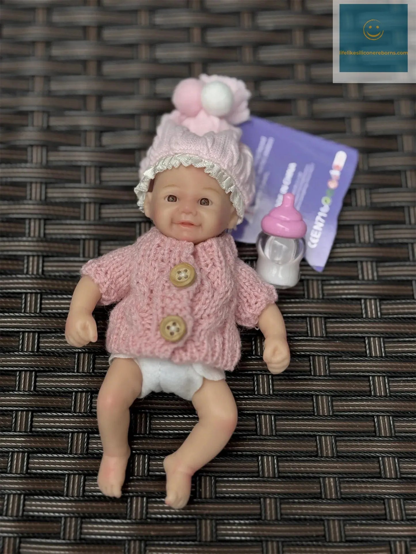 15cm Can Washable Mini Vivienne Solid Silicone Bebe Reborn Girl Doll WIth Painted Skin Soft Touch Lifelike Cute Reborn Dolls lifelikesiliconereborns.com