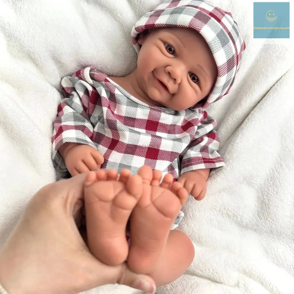 17Inch Baby Girl Vivienne Realistic Details & Handmade Silicone Reborn Doll for Loneliness  Companion Gift for Dementia Patients lifelikesiliconereborns.com