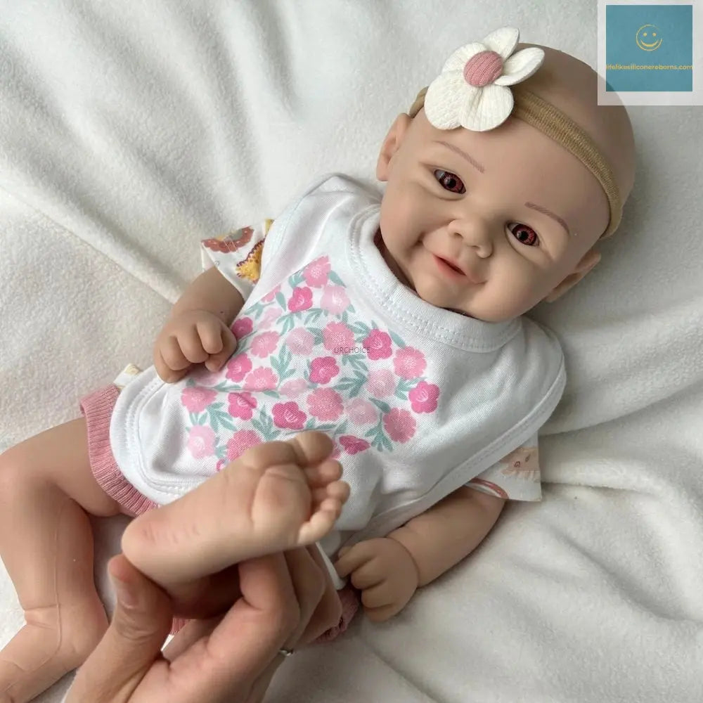 17Inch Silicone Reborn Dolls Lifelike Details Soft Baby Girl Vivienne Washable For Artistic Displays Collectibles Kids Toy lifelikesiliconereborns.com