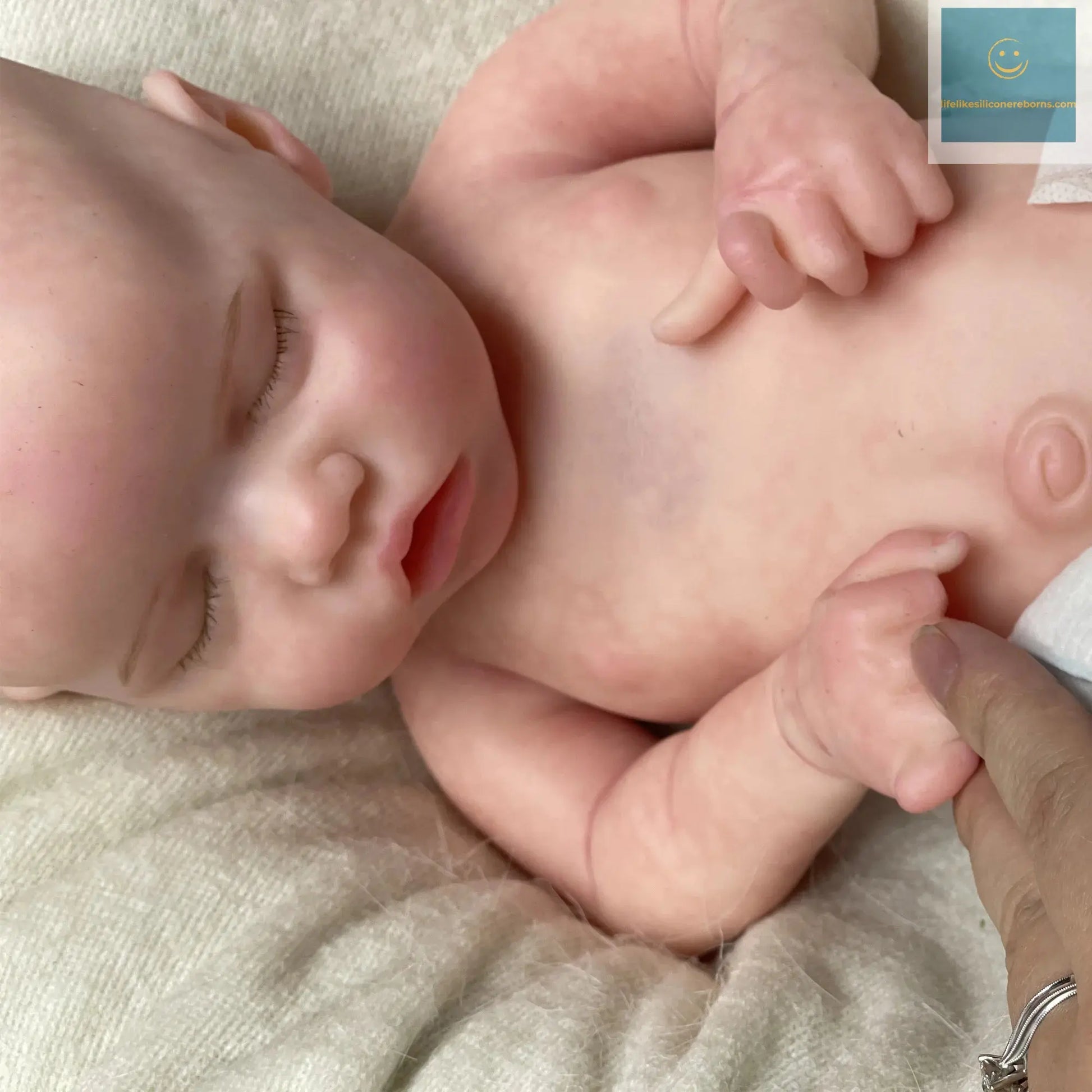 17Inch Twins A Full Solid Silicone Bebe Reborn 3D Painted and Unpainted Lifelike Real Dolls Boneca Reborn Corpo De Silicone Doll lifelikesiliconereborns.com
