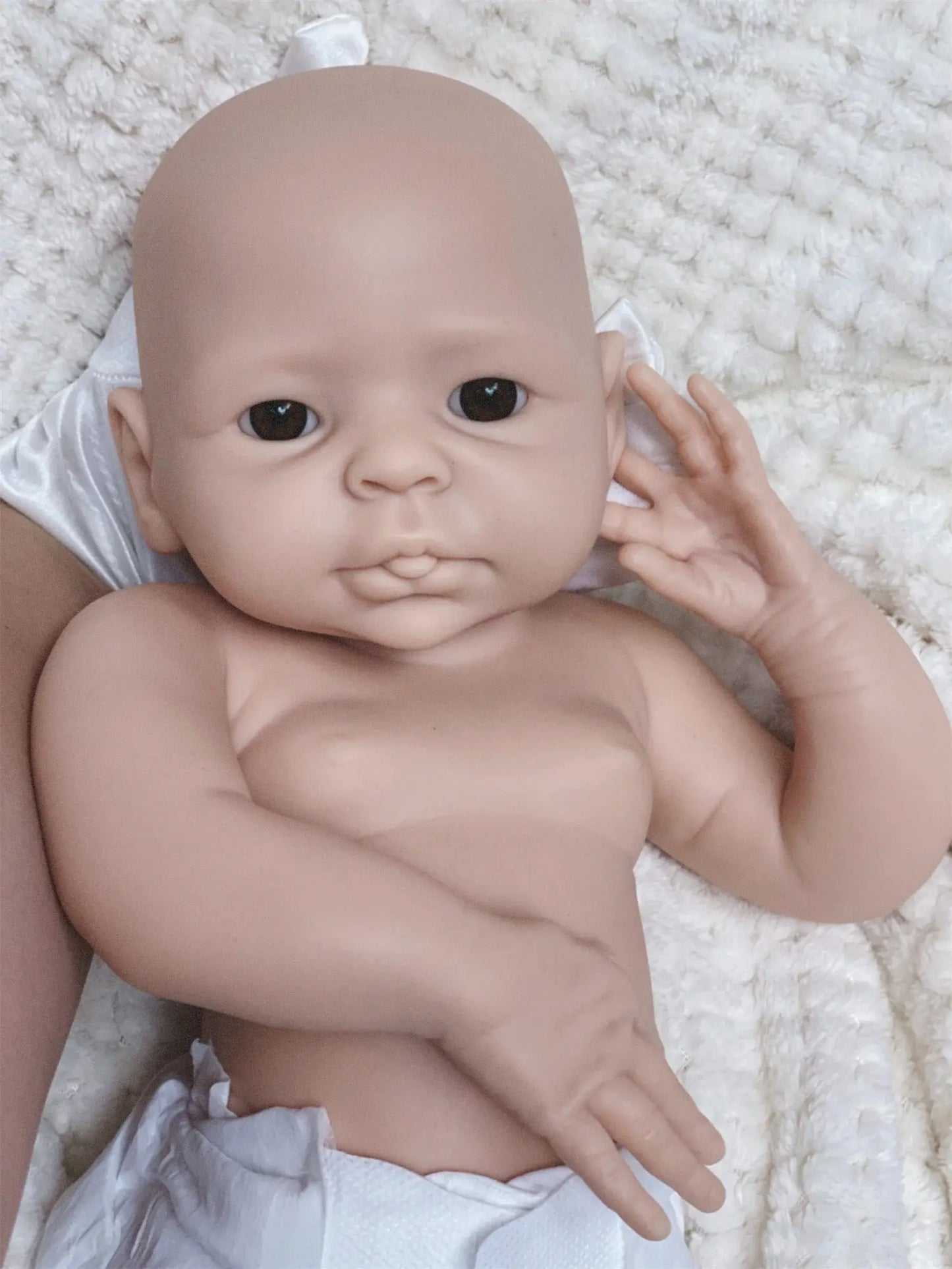 17Inch Washable Full Body Solid Silicone Bebe Reborn Girl With 3D Painted Skin Lifelike Real Corpo De Silicone Doll lifelikesiliconereborns.com