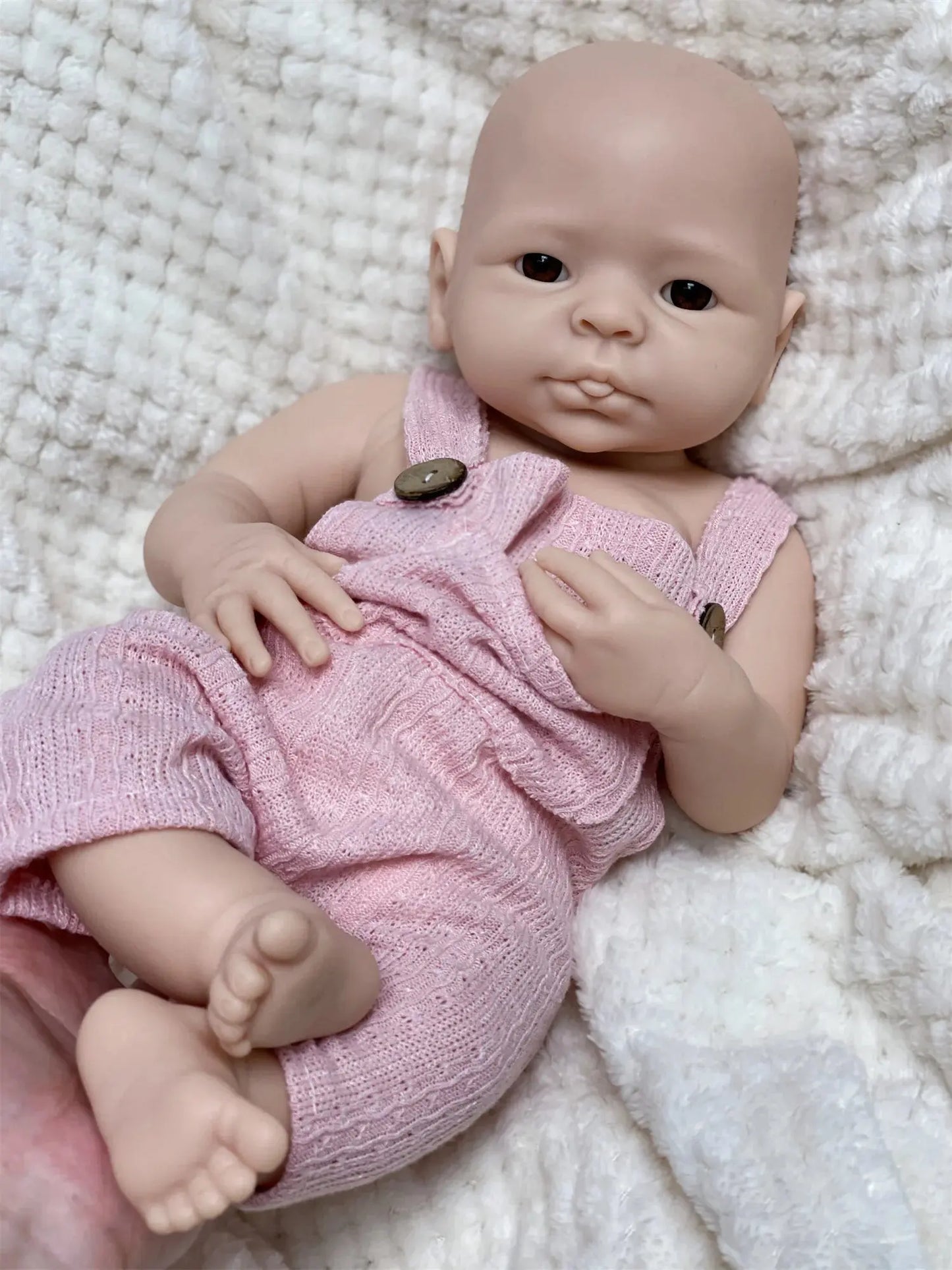 17Inch Washable Full Body Solid Silicone Bebe Reborn Girl With 3D Painted Skin Lifelike Real Corpo De Silicone Doll lifelikesiliconereborns.com