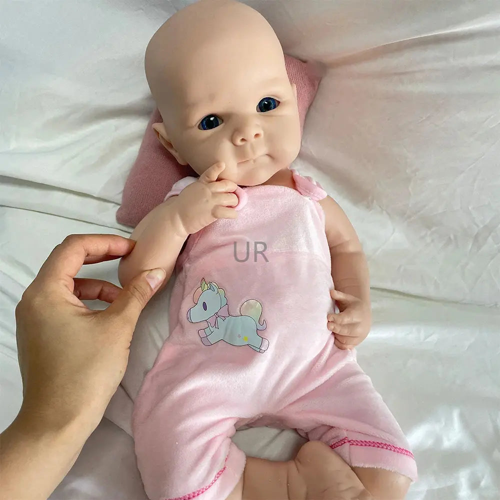 19Inch High-Simulation Flexible Silicone Reborn Baby Girl Bettie Realistic Washable Weighted Art Doll for Christmas Gift lifelikesiliconereborns.com