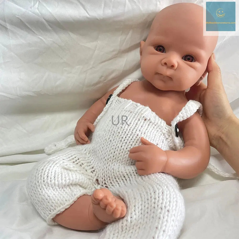 19Inch Realistic Silicone Reborn Baby Girl Bettie Lifelike Skin Poseable Limbs Doll for Doll Enthusiasts Collectibles lifelikesiliconereborns.com