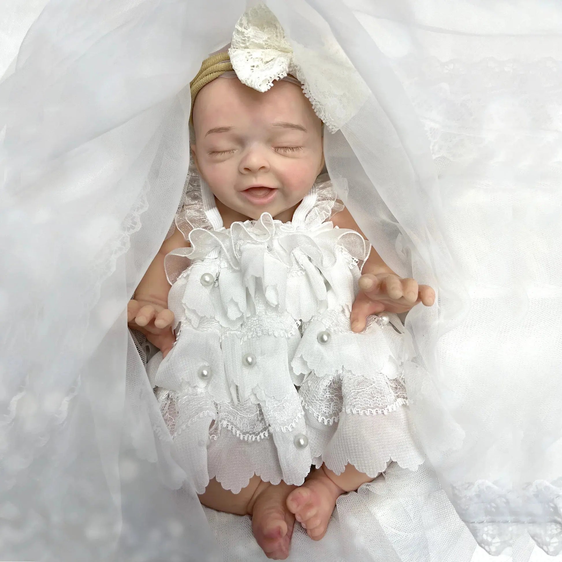 25cm Soft Solid Silicone Salia Bebe Reborn Girl With Princess Outfits Handmade Painted Lifelike Muñecas Reborn Corpo De Silicone lifelikesiliconereborns.com