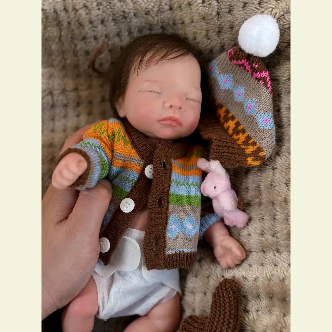 26cm Close Eyes Cuddly Whole Body Solid Silicone bébé reborn Girl Doll With Rooted Hair Soft Touch  Lifelike bébé reborn Doll lifelikesiliconereborns.com