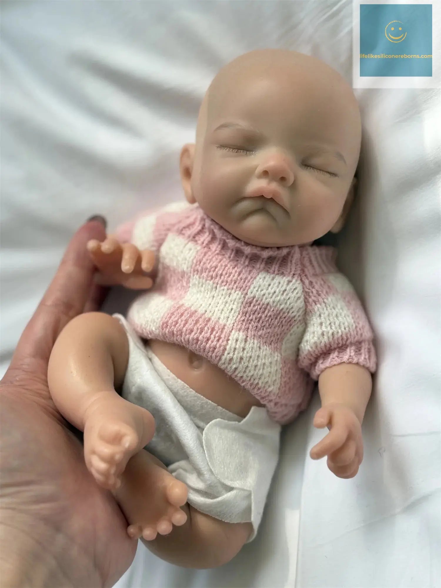 28cm Close Eyes Full Body Solid Silicone Bebe Reborn Girl With Rooted Eyelashes Handmade Paint Skin Lifelike Newborn Baby Dolls lifelikesiliconereborns.com