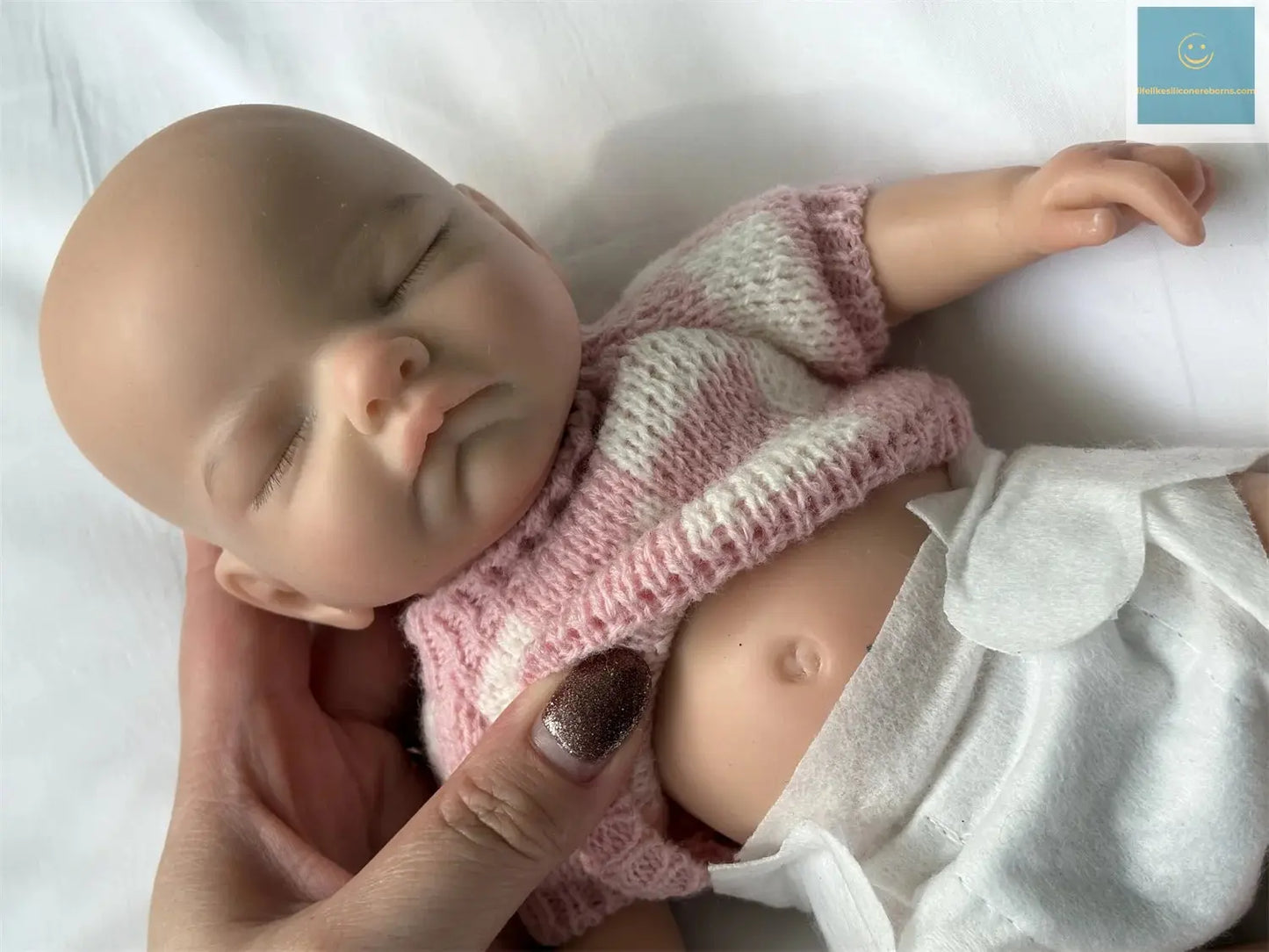 28cm Close Eyes Full Body Solid Silicone Bebe Reborn Girl With Rooted Eyelashes Handmade Paint Skin Lifelike Newborn Baby Dolls lifelikesiliconereborns.com